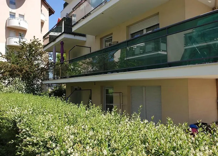 62 M2 Rez De Jardin, Terrasse , 6 Lits Et Parking