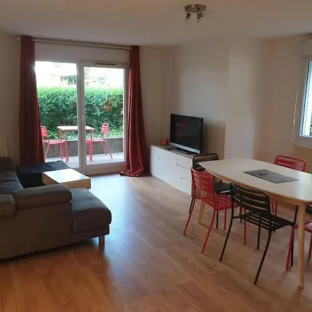 62 M2 Rez De Jardin, Terrasse , 6 Lits Et Parking Apartment Annecy Exterior photo