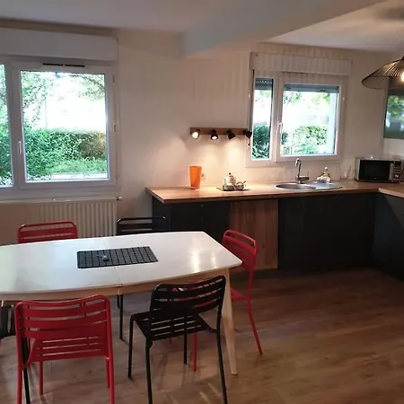 62 M2 Rez De Jardin, Terrasse , 6 Lits Et Parking Apartment Annecy Exterior photo